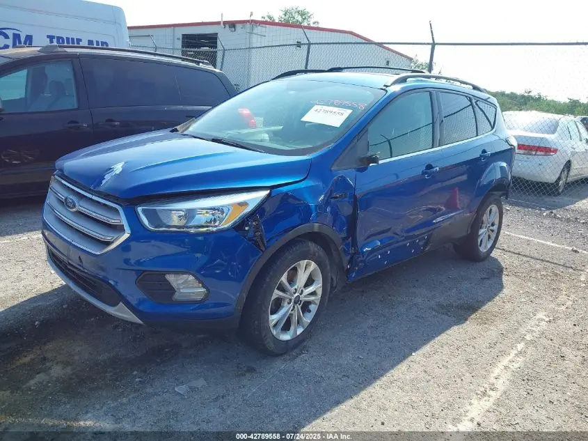 2018 FORD ESCAPE SE