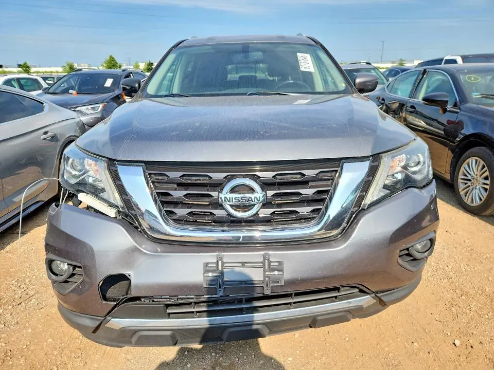 2018 NISSAN PATHFINDER SV  