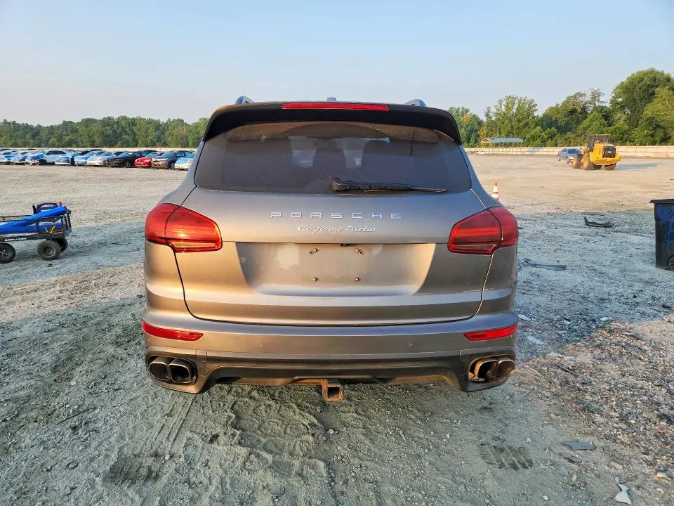 2015 PORSCHE CAYENNE TURBO  