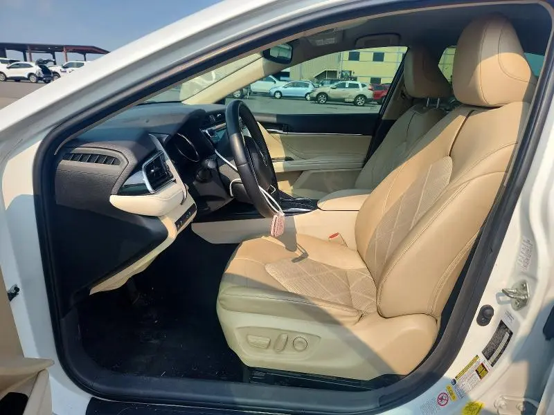 2018 TOYOTA CAMRY XLE  