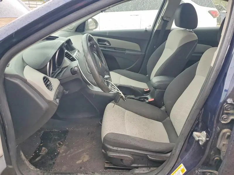 2011 CHEVROLET CRUZE LS  