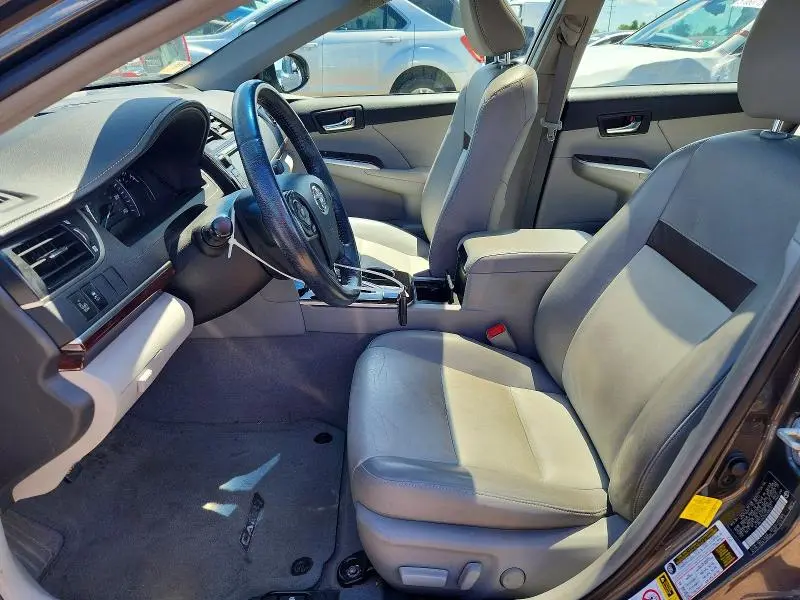 2012 TOYOTA CAMRY XLE V6  