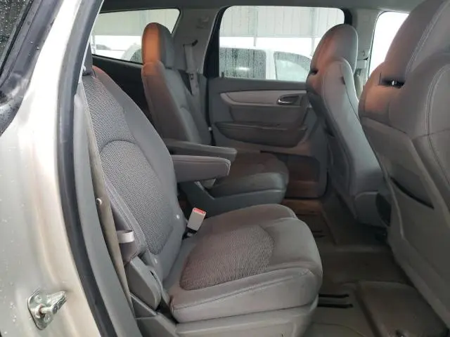 2016 CHEVROLET TRAVERSE LT  