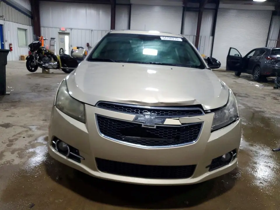 2012 CHEVROLET CRUZE LT  