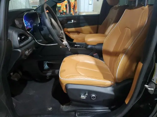 2023 CHRYSLER PACIFICA HYBRID PINNACLE  