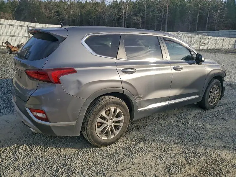 2019 HYUNDAI SANTA FE SE  