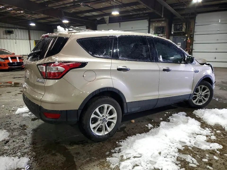 2017 FORD ESCAPE S  