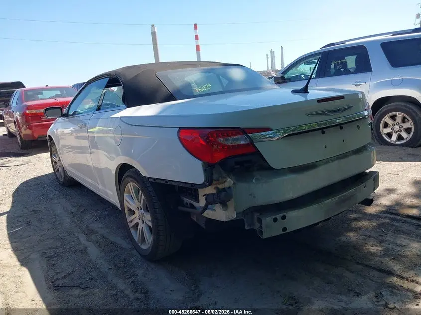 2013 CHRYSLER 200 TOURING