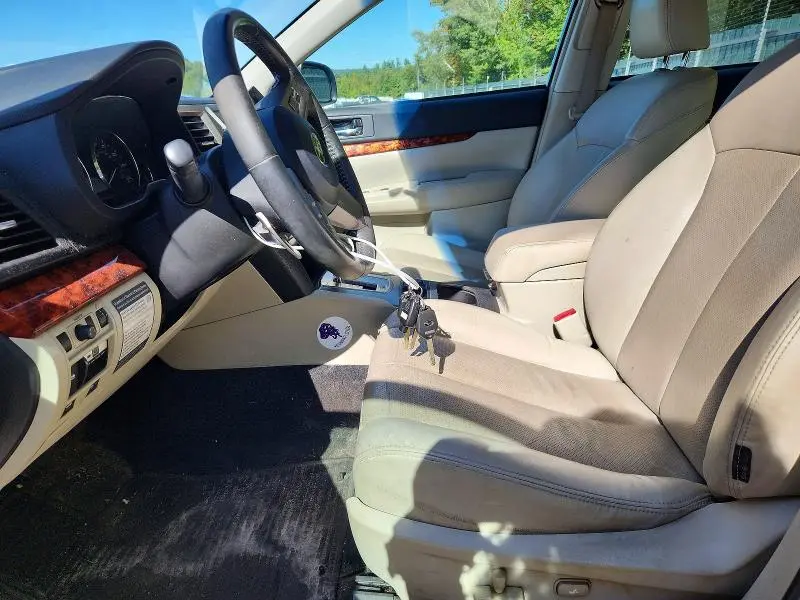 2011 SUBARU LEGACY 3.6R LIMITED  