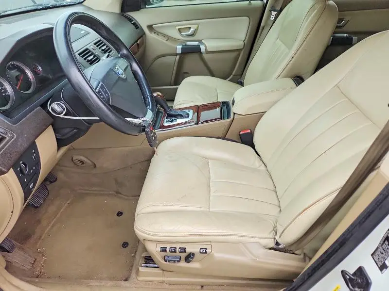 2013 VOLVO XC90 3.2  