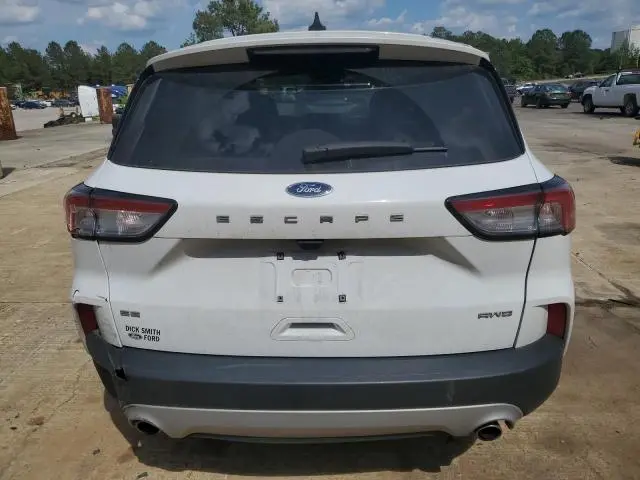 2022 FORD ESCAPE SE  