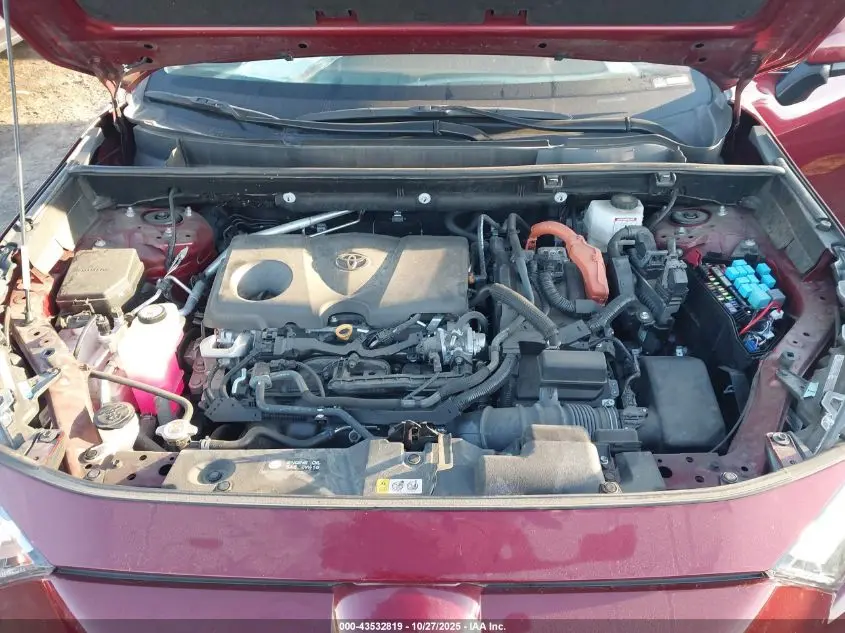 2022 TOYOTA RAV4 HYBRID XLE