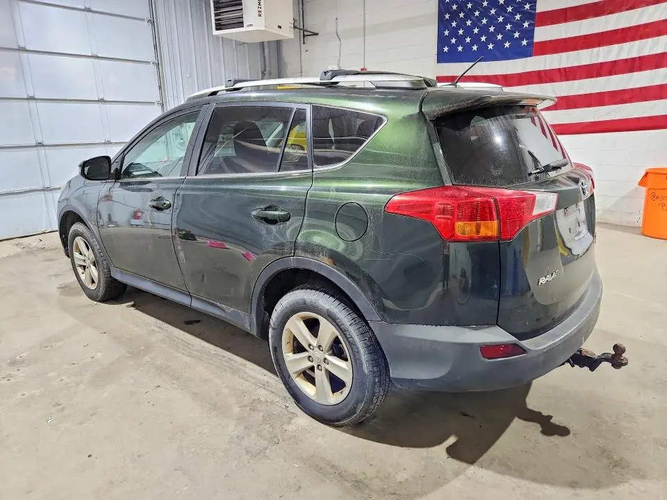 2013 TOYOTA RAV4 XLE  
