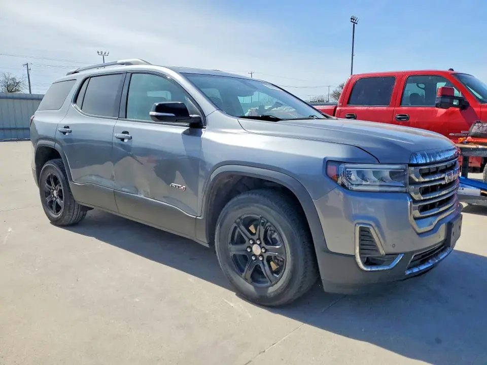 2021 GMC ACADIA AT4  