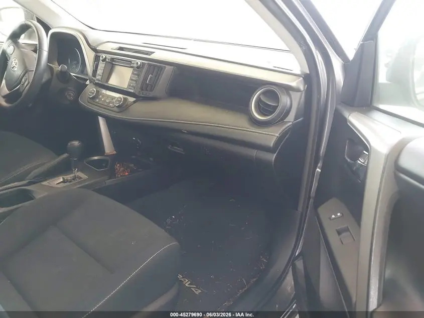 2017 TOYOTA RAV4 XLE