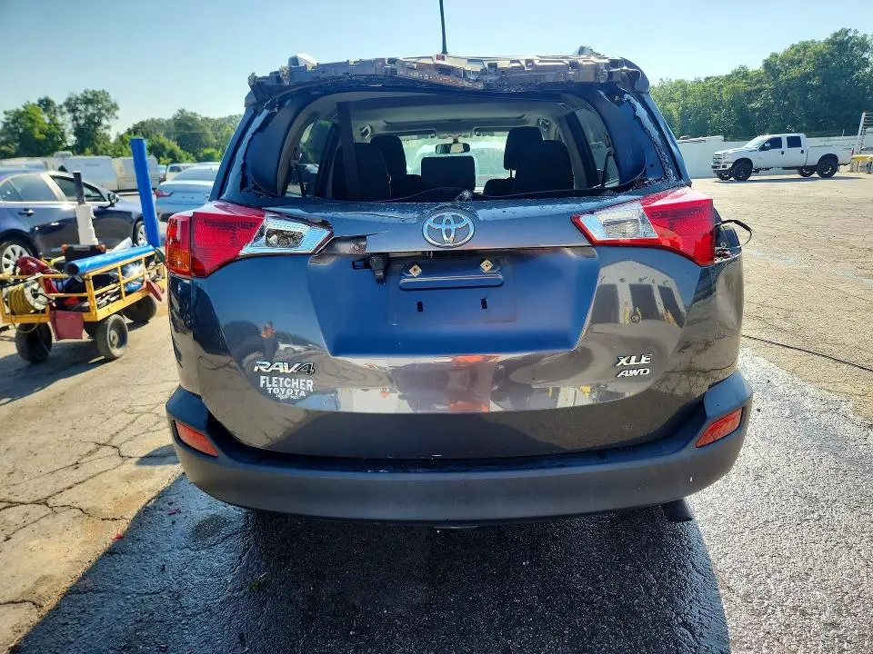 2015 TOYOTA RAV4 XLE  