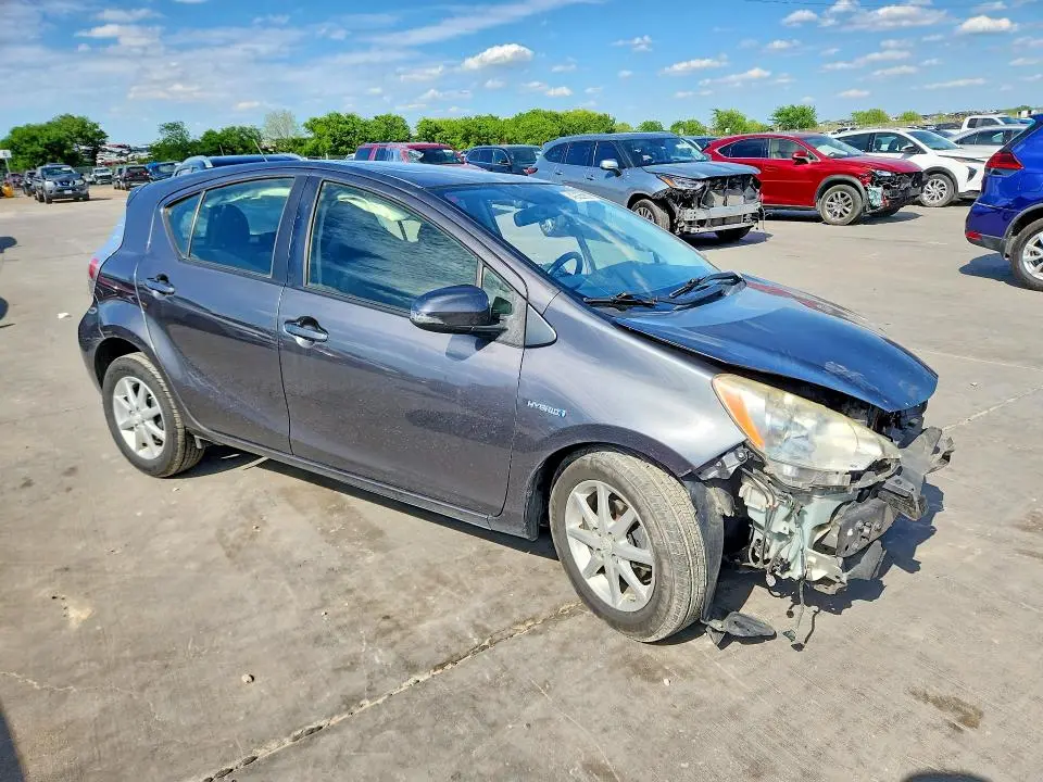 2013 TOYOTA PRIUS C FOUR  
