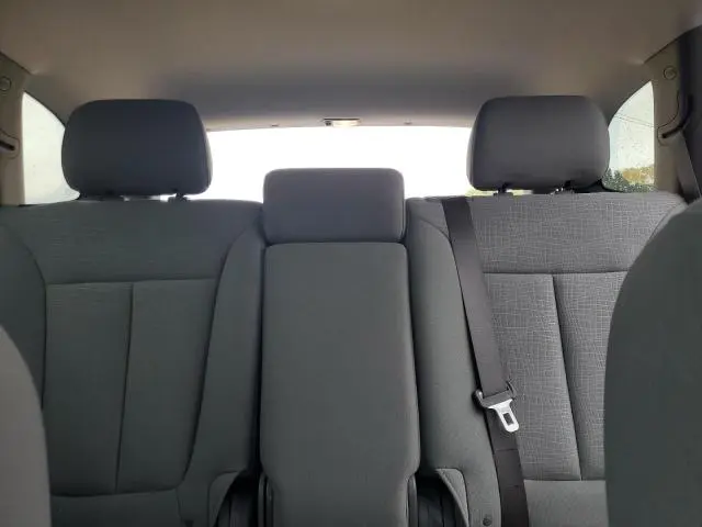 2010 HYUNDAI SANTA FE GLS  