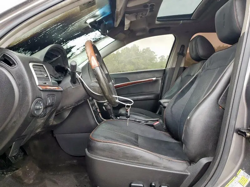 2010 LINCOLN MKZ   
