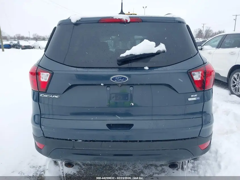 2019 FORD ESCAPE SE