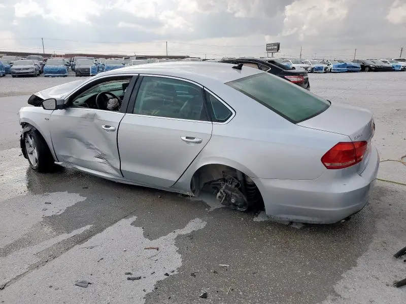 2015 VOLKSWAGEN PASSAT S  