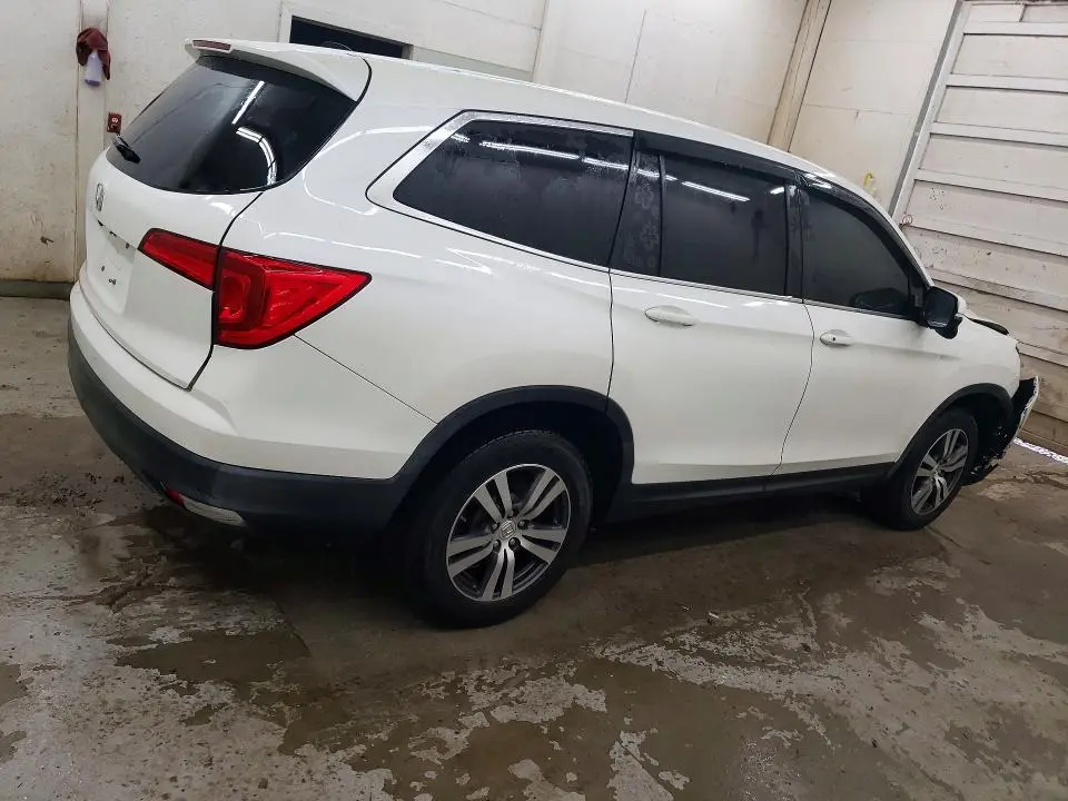 2017 HONDA PILOT EX  