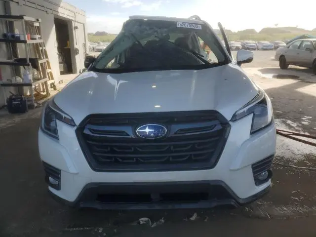 2022 SUBARU FORESTER LIMITED  