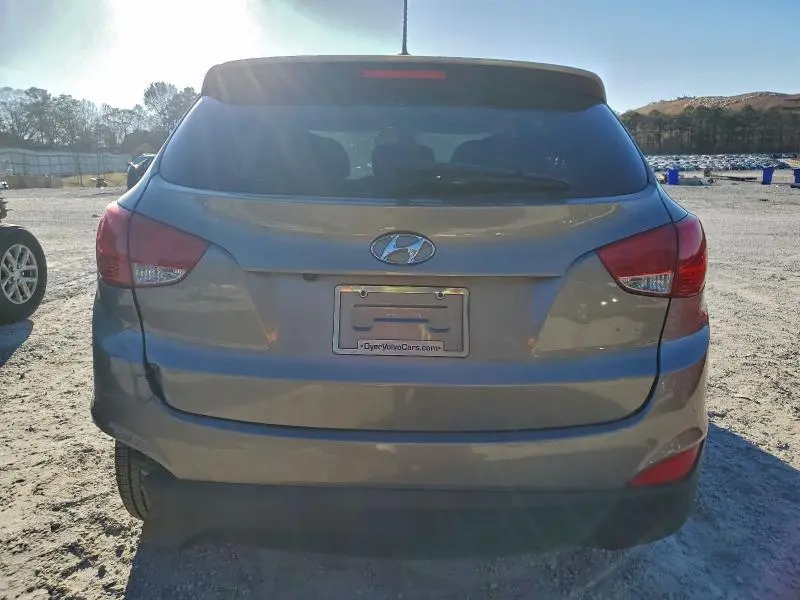 2010 HYUNDAI TUCSON GLS  