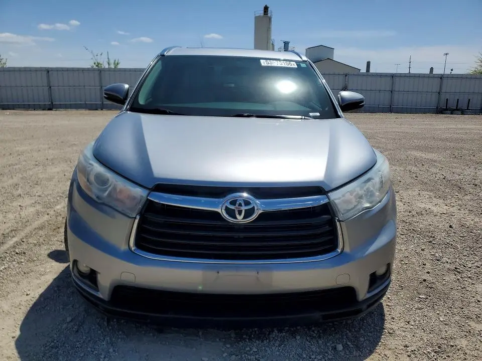 2015 TOYOTA HIGHLANDER XLE  