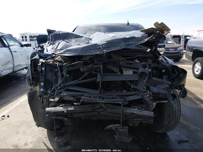 2019 CADILLAC ESCALADE ESV LUXURY