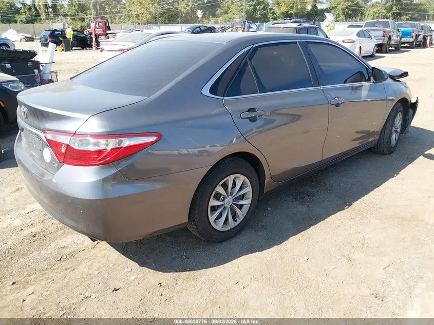 2016 TOYOTA CAMRY LE