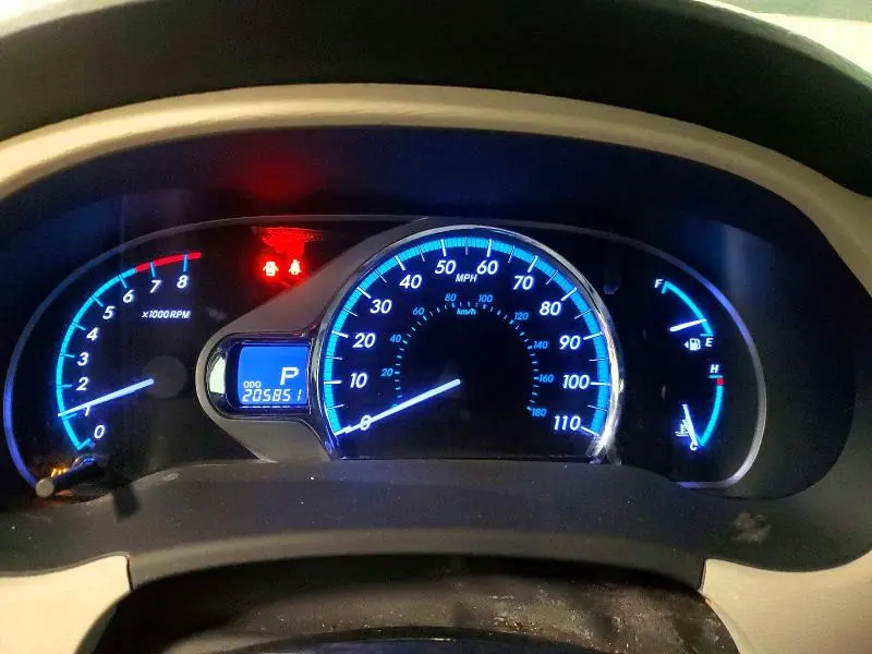 2012 TOYOTA SIENNA XLE  