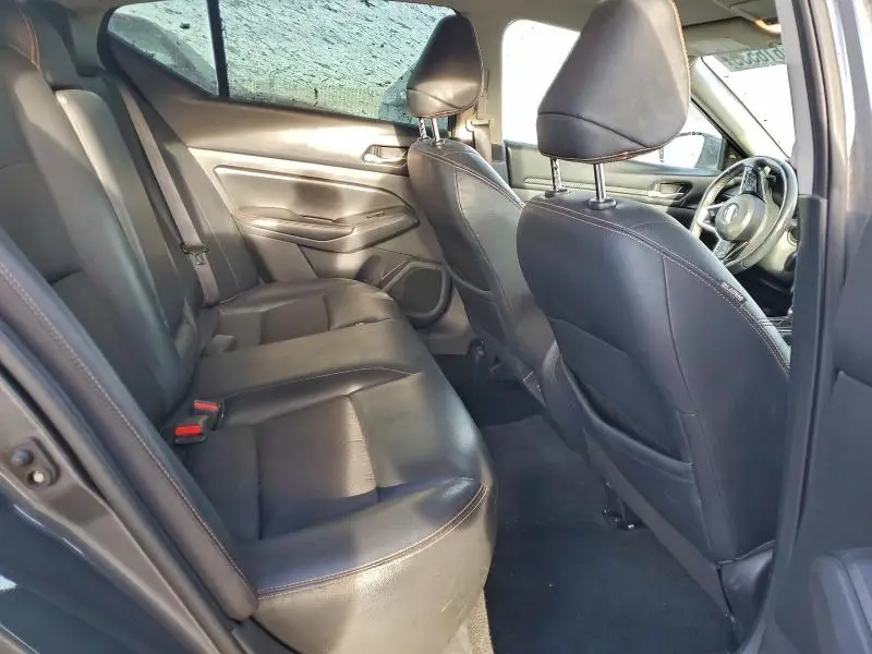 2020 NISSAN ALTIMA SR  