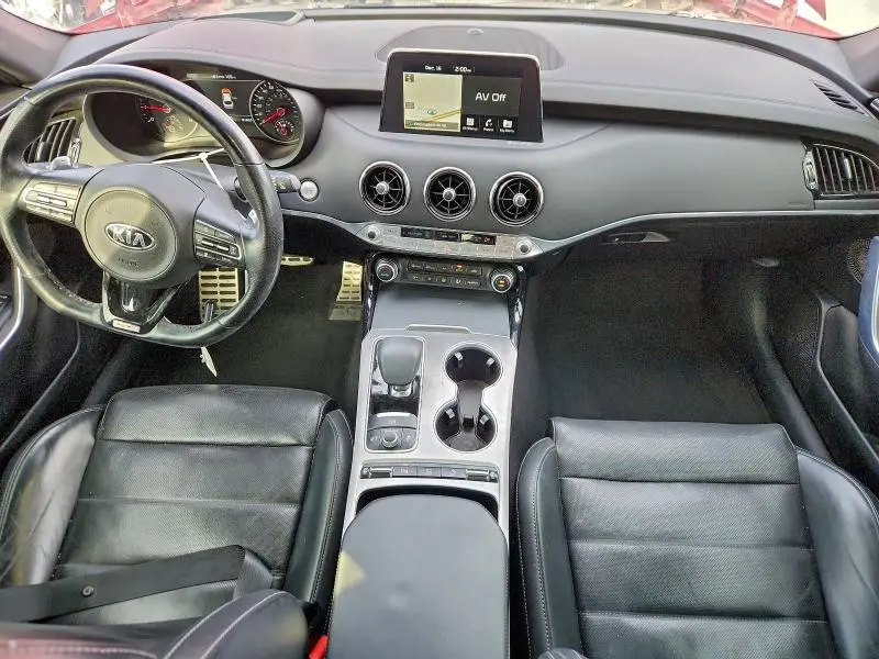 2020 KIA STINGER GT2  