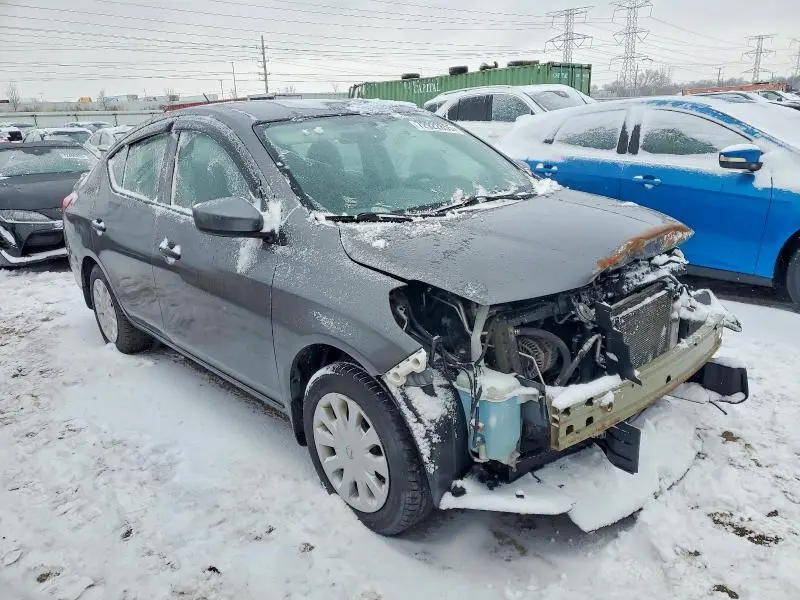 2017 NISSAN VERSA S  