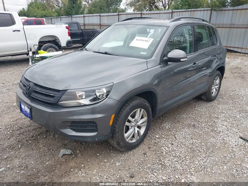 2016 VOLKSWAGEN TIGUAN S