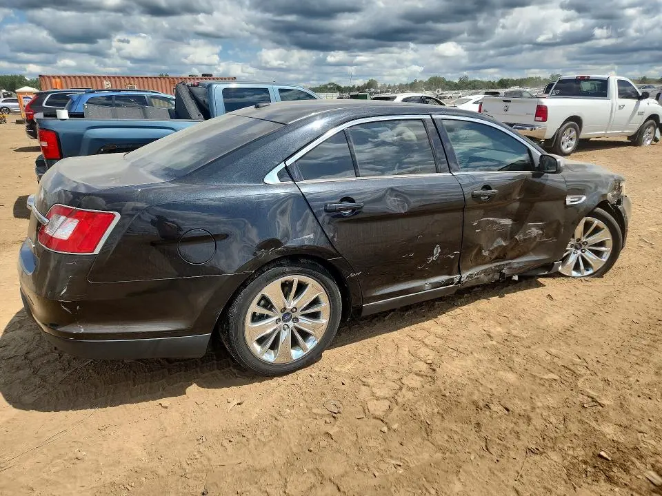 2010 FORD TAURUS LIMITED  
