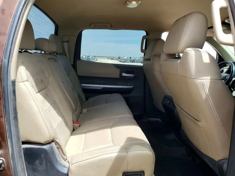 2016 TOYOTA TUNDRA CREWMAX LIMITED  