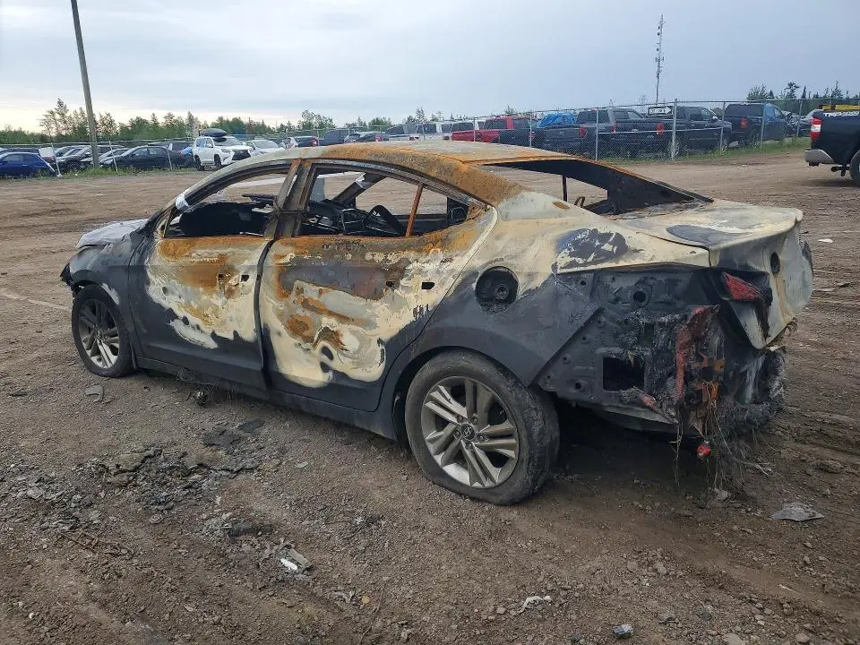 2019 HYUNDAI ELANTRA SE  