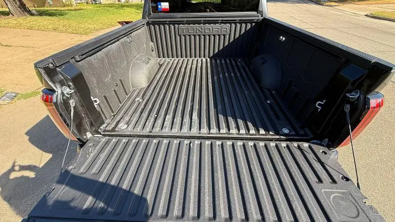 2026 TOYOTA TUNDRA CREWMAX SR  