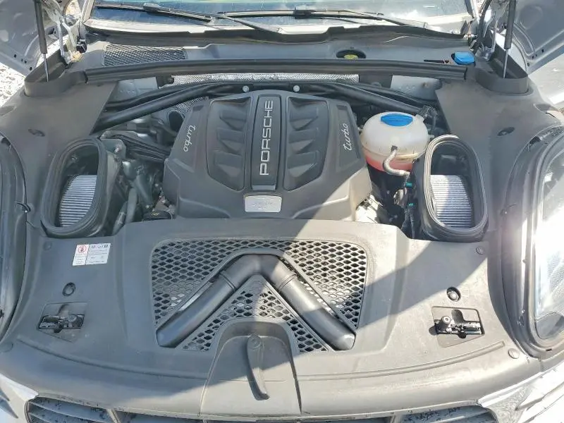2015 PORSCHE MACAN TURBO  