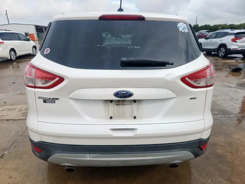2015 FORD ESCAPE SE  