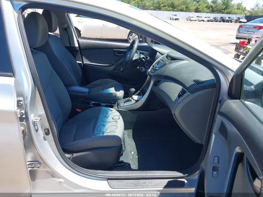 2013 HYUNDAI ELANTRA GLS
