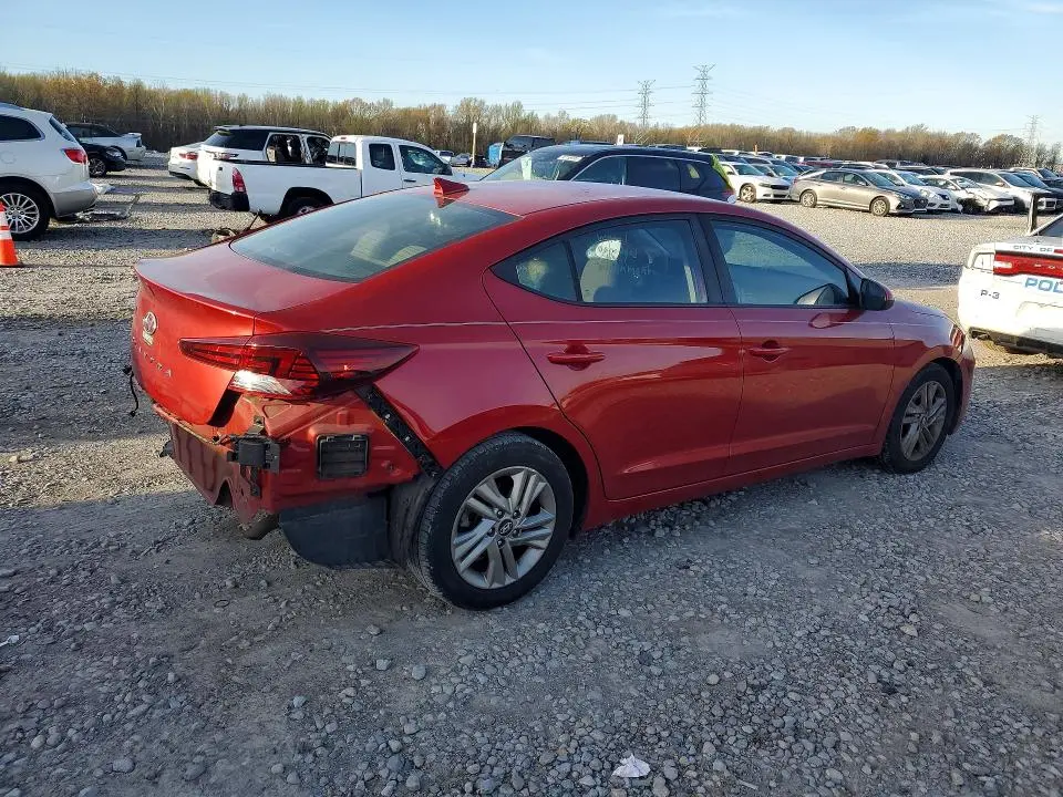 2019 HYUNDAI ELANTRA SEL  