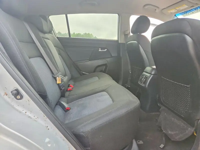 2016 KIA SPORTAGE LX  