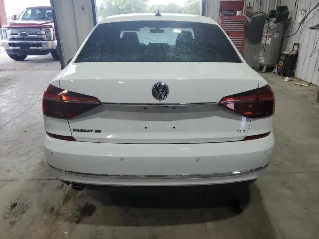 2017 VOLKSWAGEN PASSAT SE  