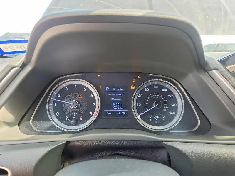 2023 HYUNDAI SONATA SE  