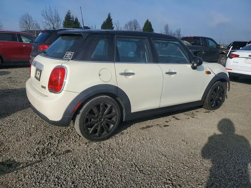 2015 MINI COOPER   