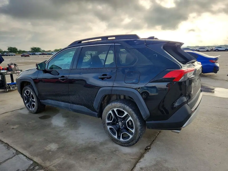 2020 TOYOTA RAV4 ADVENTURE  