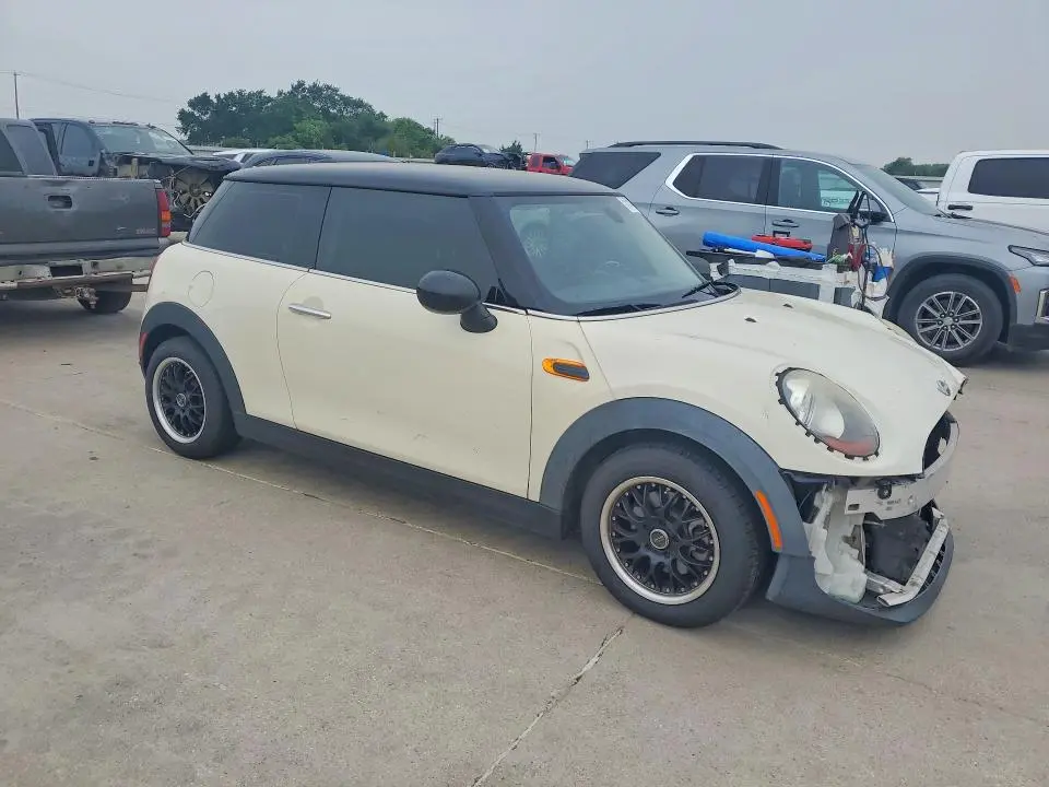 2016 MINI COOPER   
